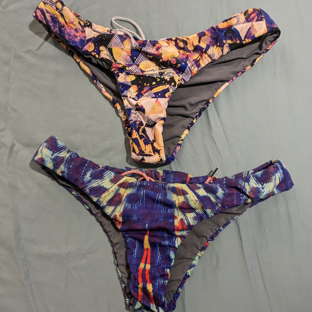 TWO Jolyn Weston cheeky bikini bottoms size medium